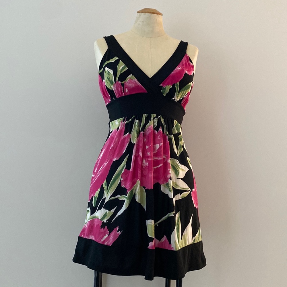 Bizz Girl black,pink and green floral sleeveless mini dress with tie at back. S